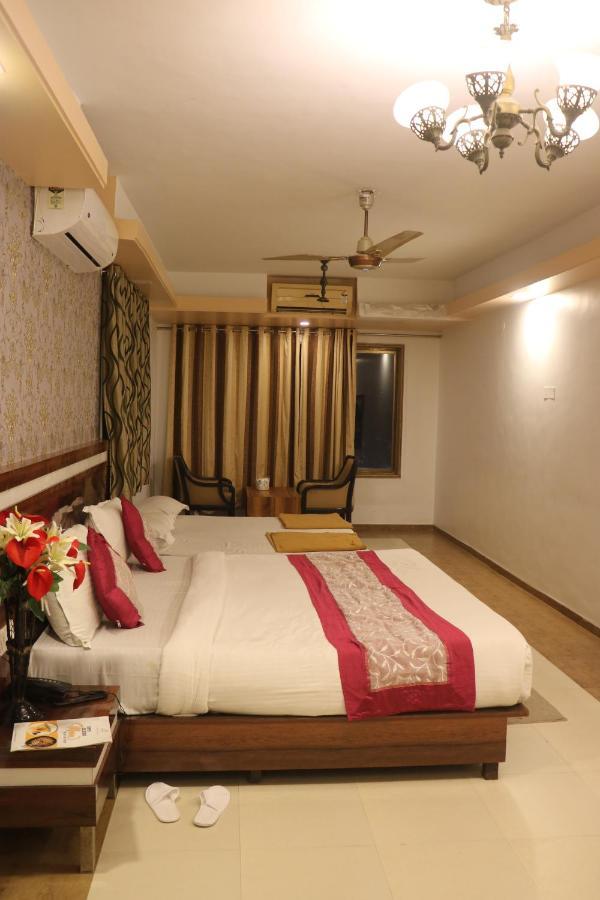 Mountview Resort โลนาวาลา ภายนอก รูปภาพ