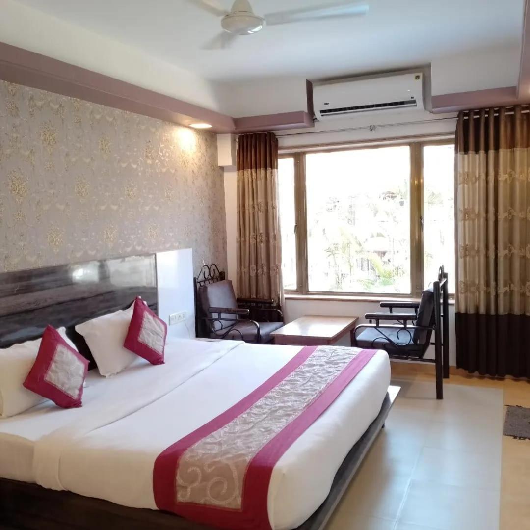 Mountview Resort โลนาวาลา ภายนอก รูปภาพ